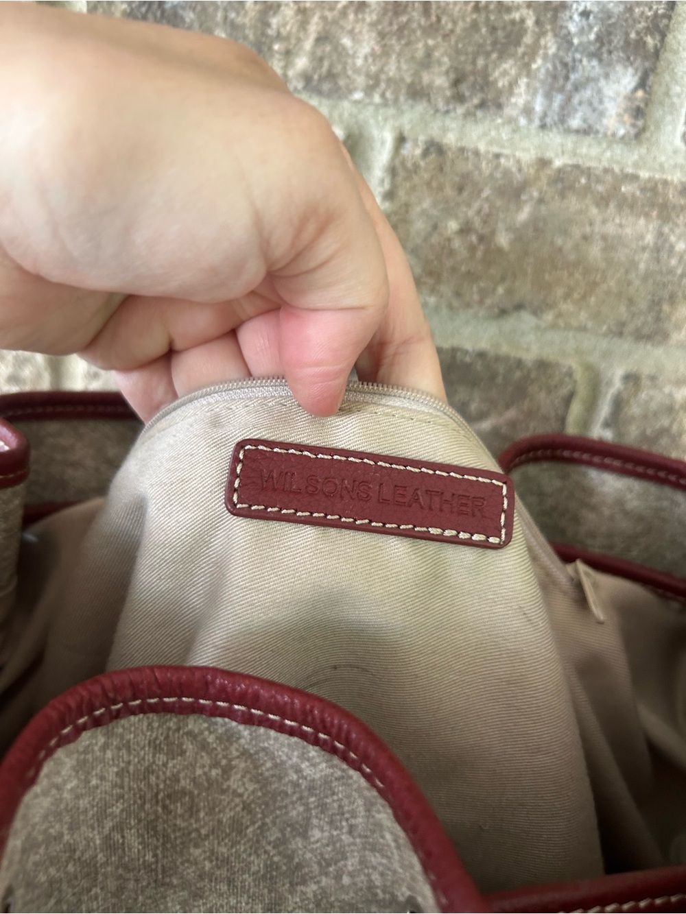 Wilsons Leather Canvas & Burgundy Leather Bucket Bag Convertible Crossbody - Picture 6 of 8